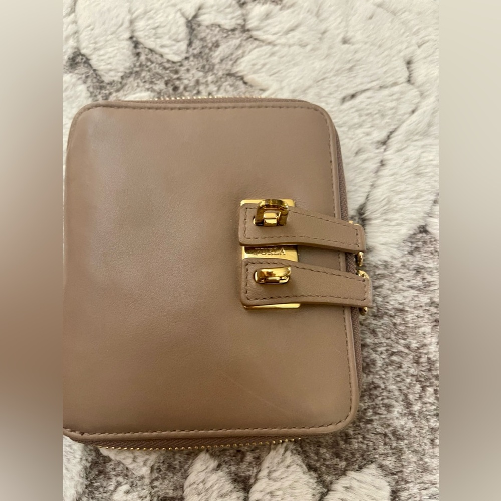 Furla Genuine Leather Taupe Gold Latch Zipper Wallet